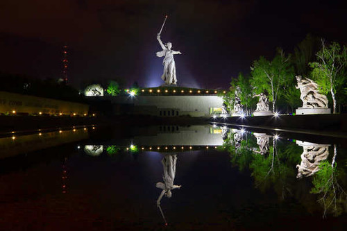 Jual Poster Light Mamayev Kurgan Night Reflection Russia Statue Volgograd Man Made Volgograd APC