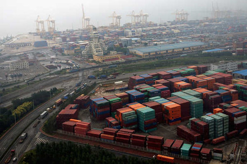 Jual Poster Man Made Container terminal APC 004