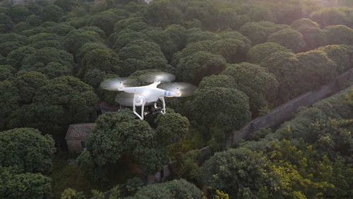 Jual Poster Man Made Drone APC 007