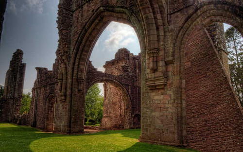 Jual Poster Man Made Llanthony Priory APC 001