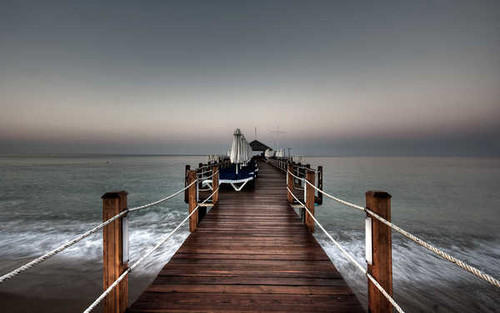 Jual Poster Man Made Pier APC 010