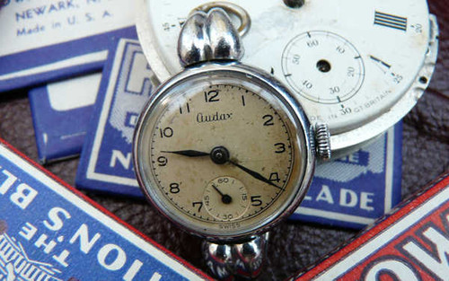 Jual Poster Man Made Watch APC 077