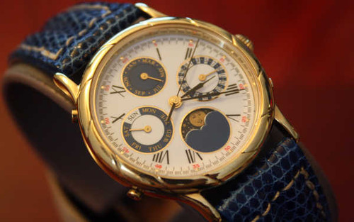 Jual Poster Man Made Watch APC 080