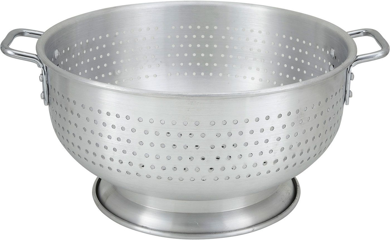 Winco ALO-8BH Aluminum 8 Qt. Colander - Footed Base