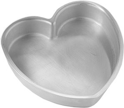 American Metalcraft HPP7 Heart Shaped Pizza Pan - 7" American Metalcraft HPP7 Heart Shaped Pizza Pan - 7"