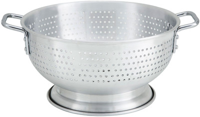 Winco ALO-11BH Aluminum 11 Qt. Colander - Footed Base Winco ALO-11BH Aluminum 11 Qt. Colander - Footed Base