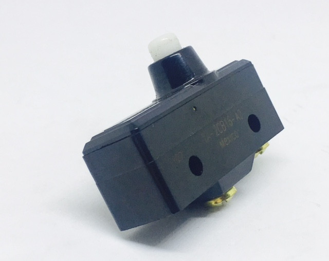 1PC - YA-2CB16-A2   BASIC \ SNAP ACTION SWITCH LARGE BASICS