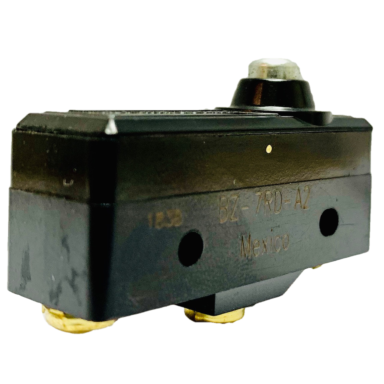 BZ-7RD-A2  Basic Snap Action Switch Standard Basic SW SPDT,15 A at 250 Vac