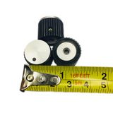 DS70-1BD-1 3/4" Glossy Black Knob w/Aluminum Insert & Dot - 1/8" Shaft.
QTY - 1 UNIT.
Picture = visual of the knob