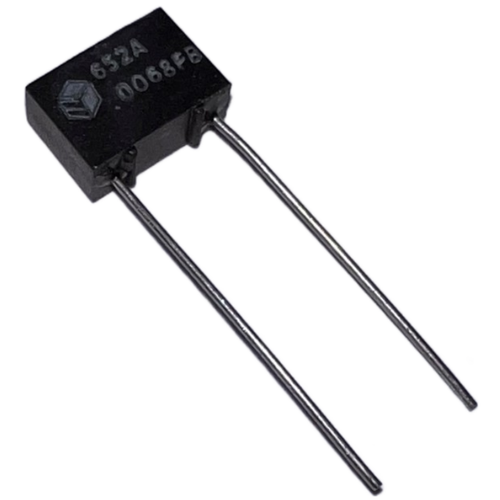 652A1B682F   Capacitor Rectangular Metallized Polycarbonate 22AWG Radial Leads,  .0068MFD 100V 1% Bulk : RoHS