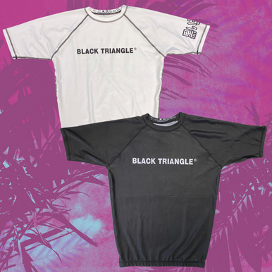 BLACK TRIANGLE SHORT SLEEVE RASH GUARDS