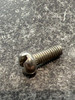 E62-7202 Screw