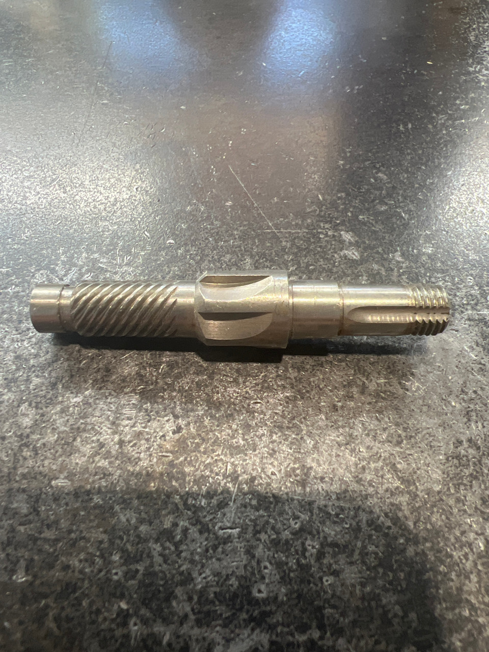 11579 SHAFT FOR WORM GEAR