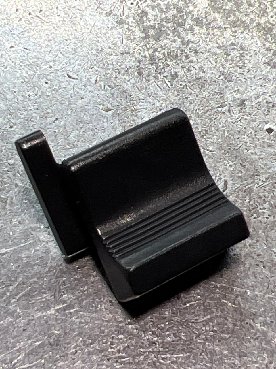 82990 ANTI REVERSE BUTTON
