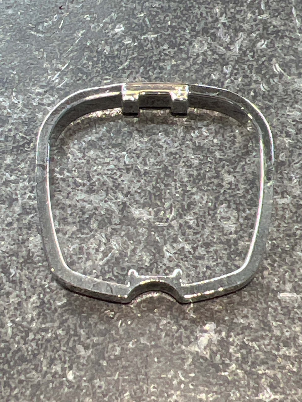 F16-3907 WATER SHIELD