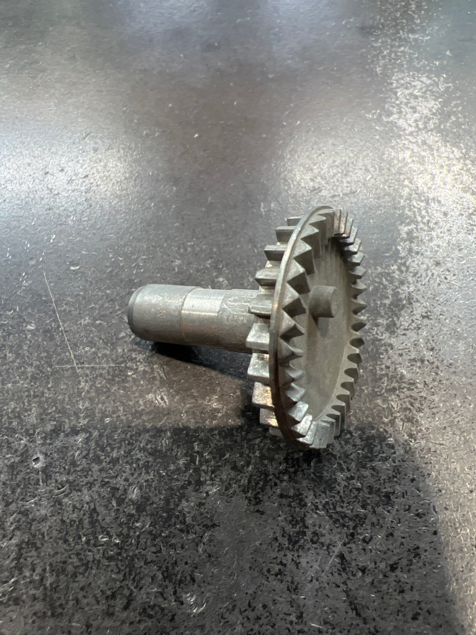 L50-2101 DRIVE GEAR