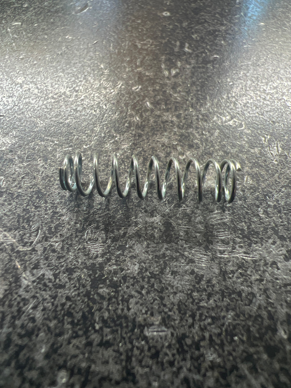 142-7711 MAIN SHAFT SPRING