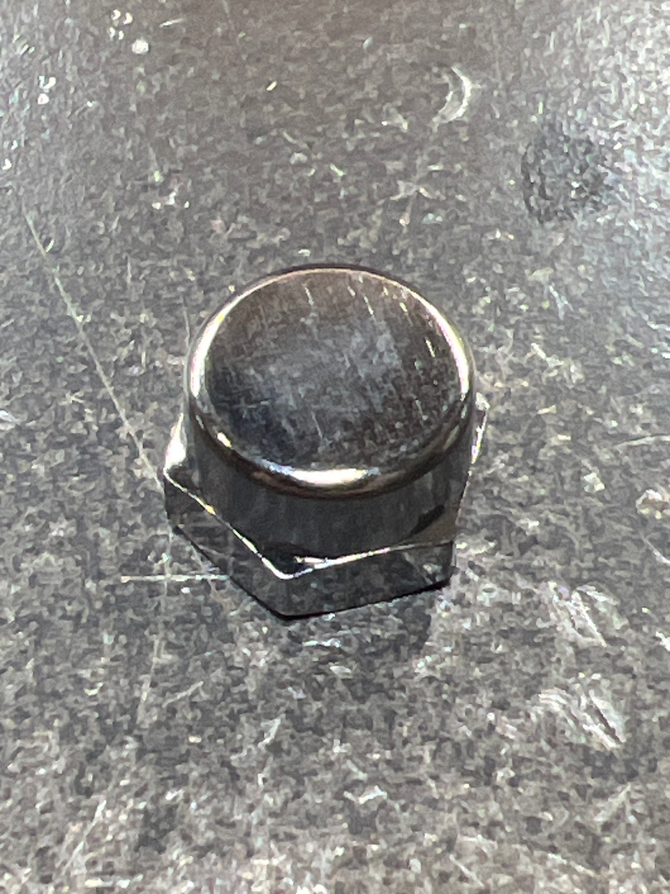 1084096 HANDLE NUT 7001