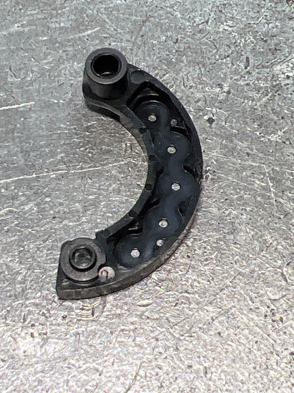 1125794 MAGNET HOLDER