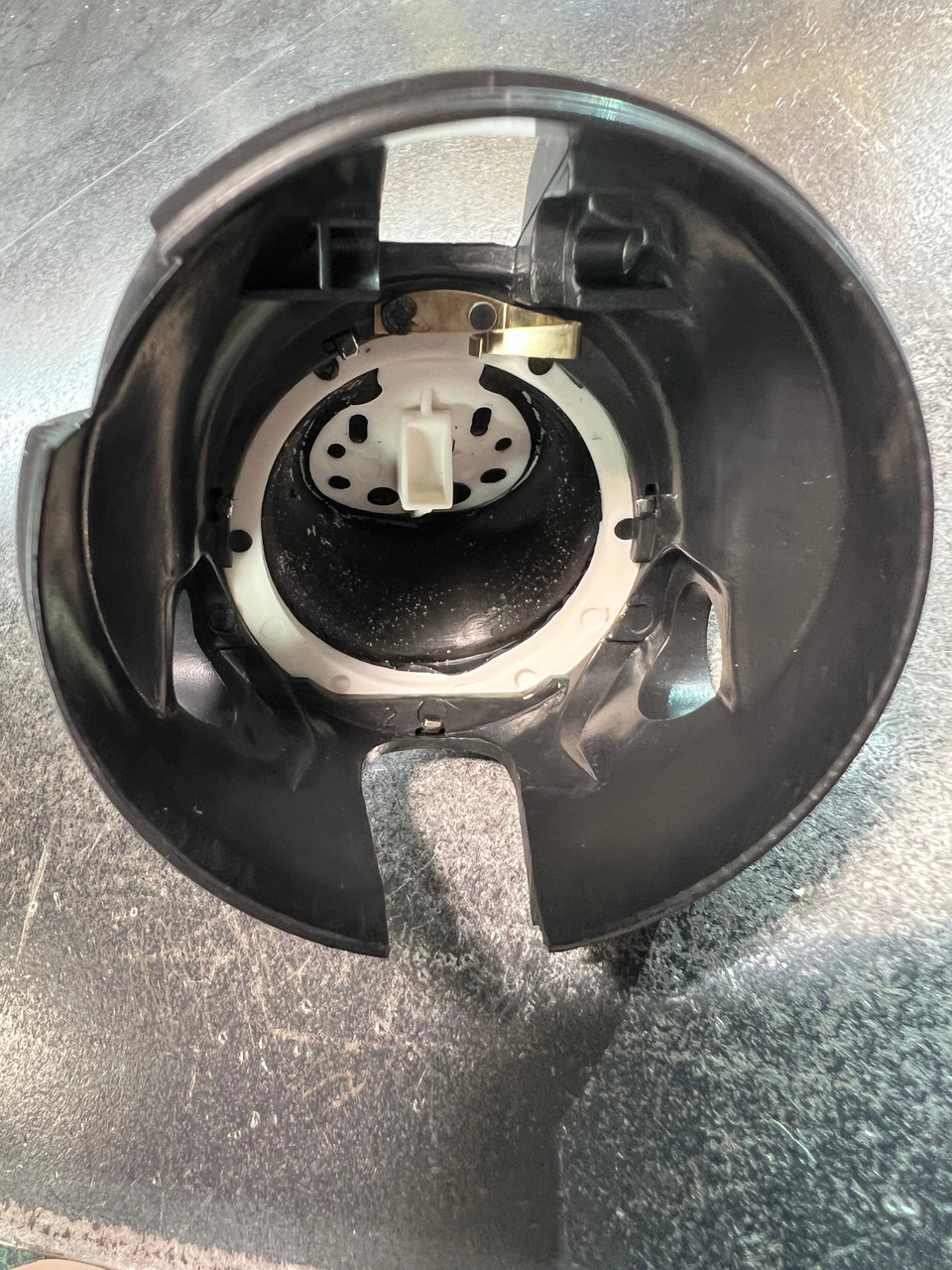 Zebco, Quantum, Martin, Lews RZ323-01 Back Cvr Assm RSC3B