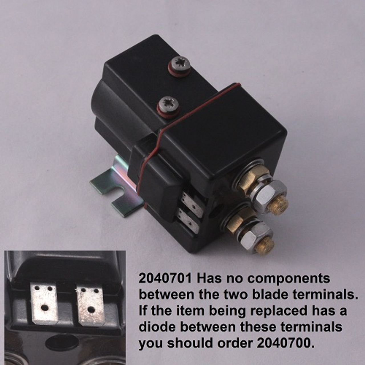 2040701 CONTACTOR