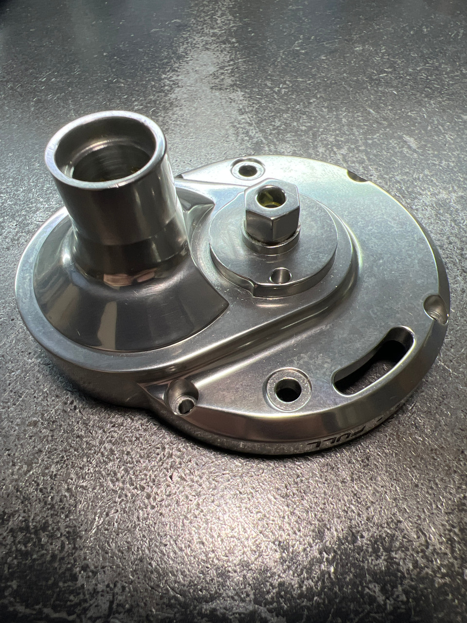 BF324-01 G/Side Cover Assy MA12-16