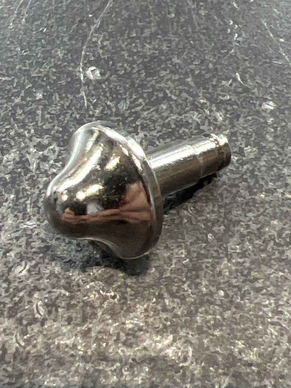 1182989 CLICK BUTTON - PLATED 36-113