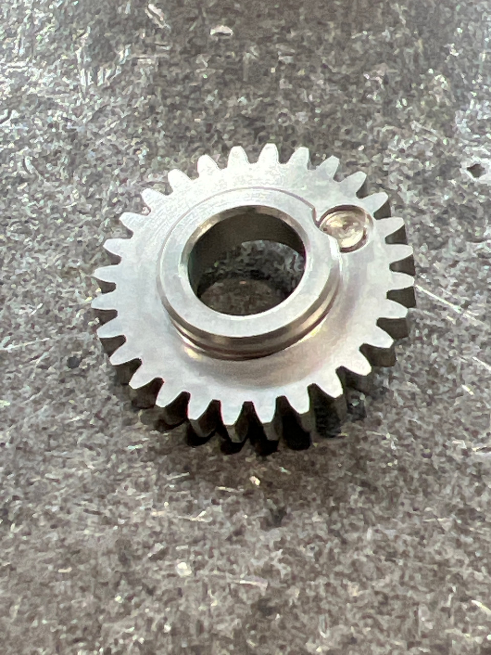 1385653 231-CLA2500 Oscillation Gear