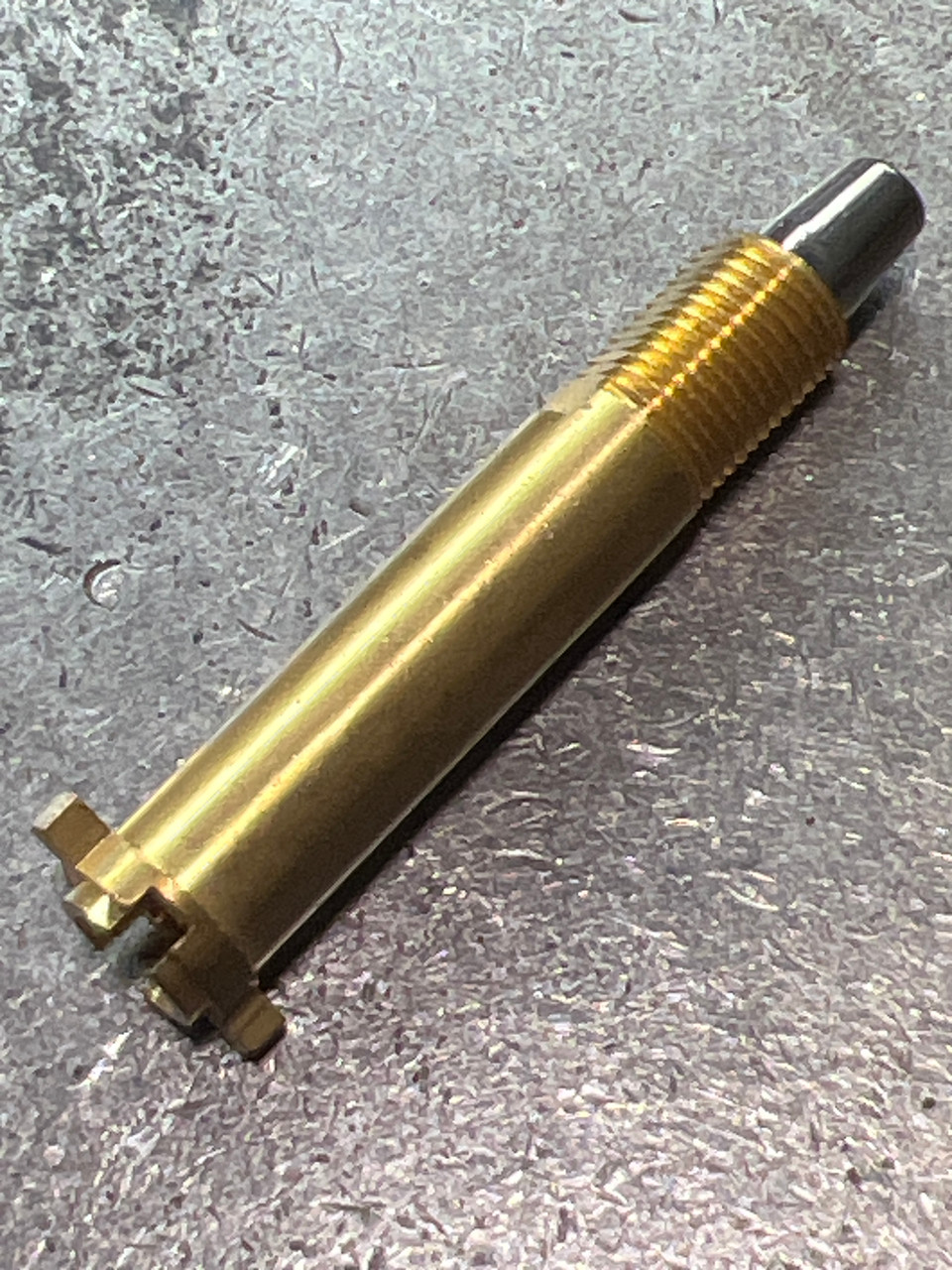 104-497 BRAKE SPINDLE