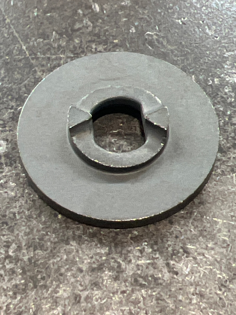 ABU 22063 - DRAG PLATE SYNCRO