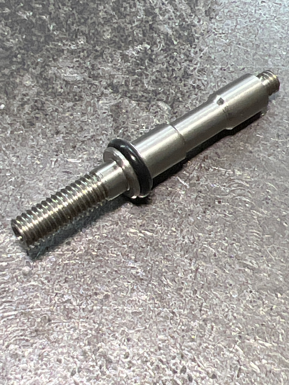 1524950 UD 8000,9000,10000 SPINDLE