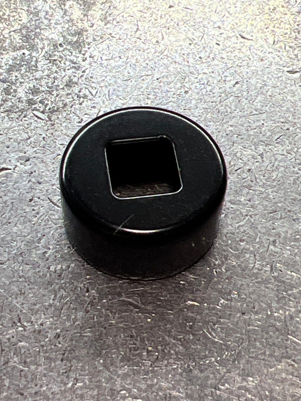 10KZK GEAR SHAFT SHIELD (TLD0078)