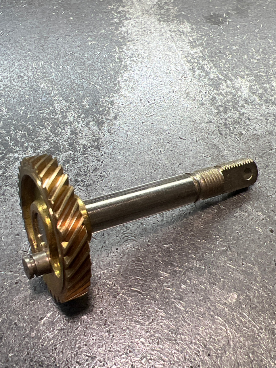 104-566  DRIVING GEAR