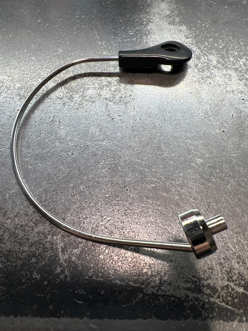 8889015 BAIL WIRE