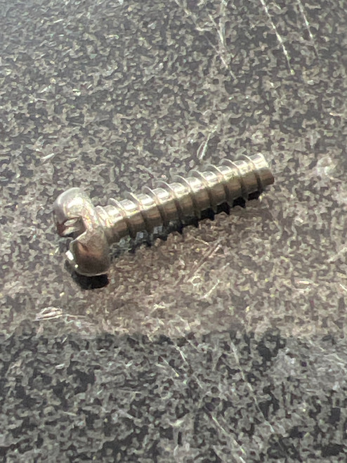 B00-9701 Side Cover Screw