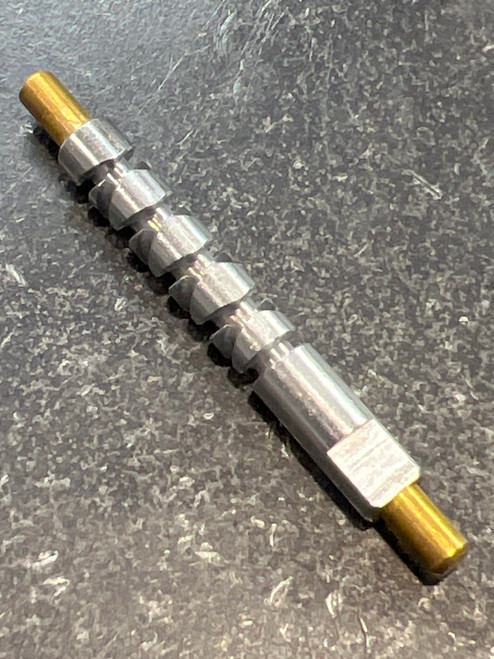 E24-7101 WORM SHAFT