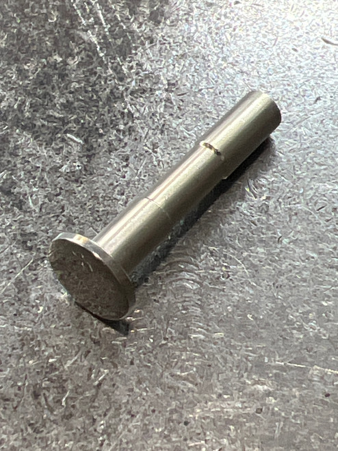 1082110 HANDLE SHAFT F68/89/912