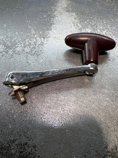 100-824 – Handle