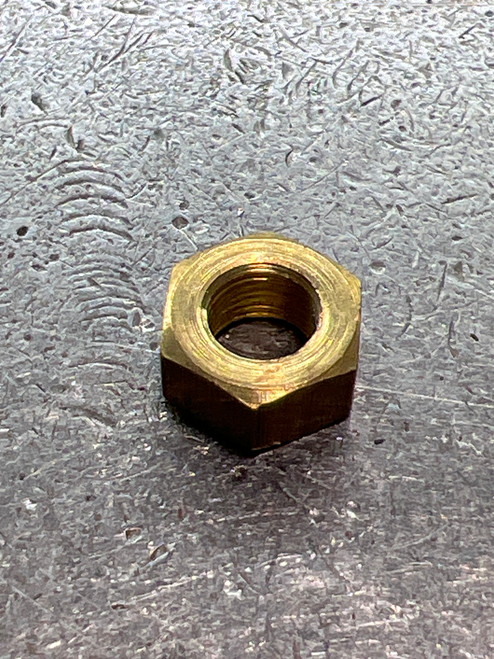 W045 DRAG NUT