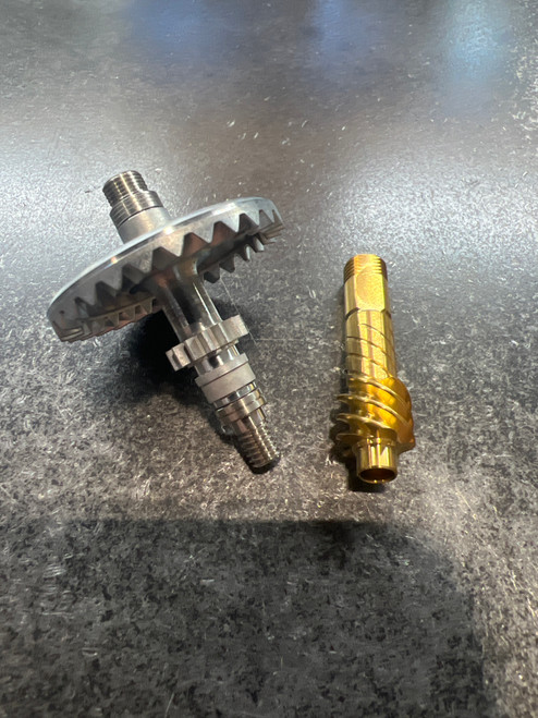 Daiwa Z02-3105 PINION+DRIVE GEAR UNIT