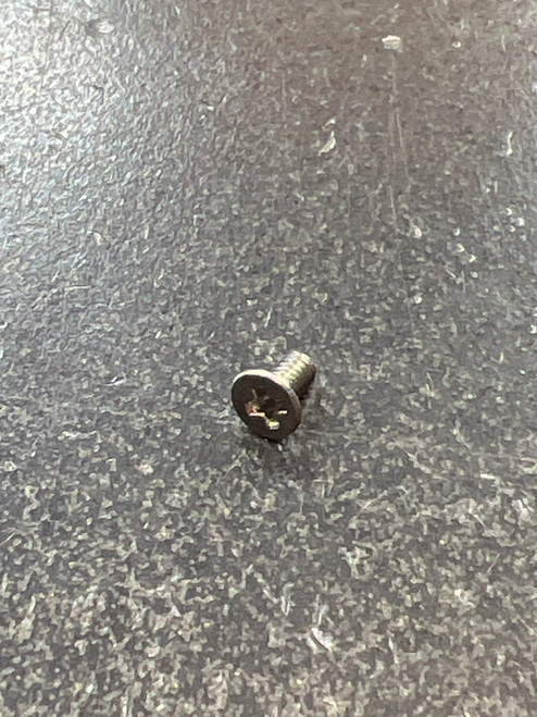 1328990 PLATE SCREW