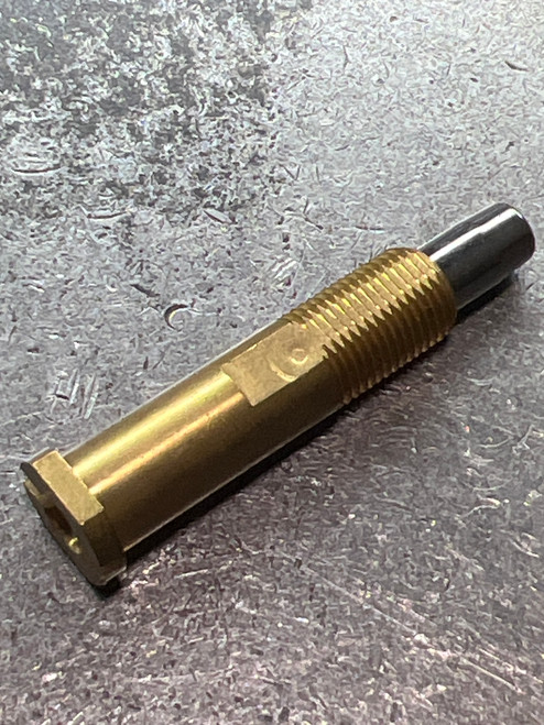 104-495 BRAKE SPINDLE