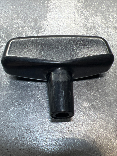104-889 HANDLE KNOB