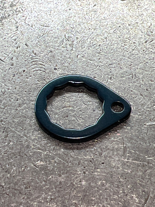 1024C HANDLE NUT PLATE (BNT5473)