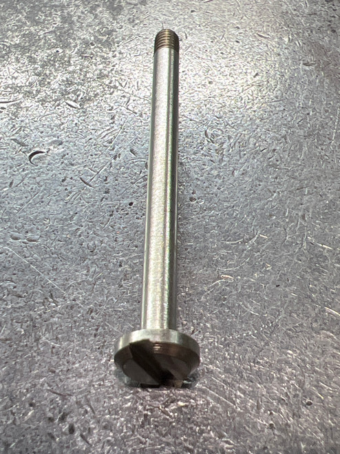 81681 MAIN SCREW, 710