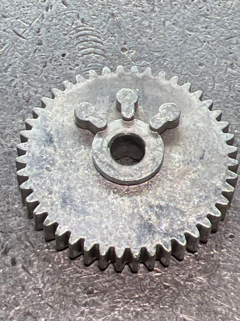 81083 PIVOT GEAR