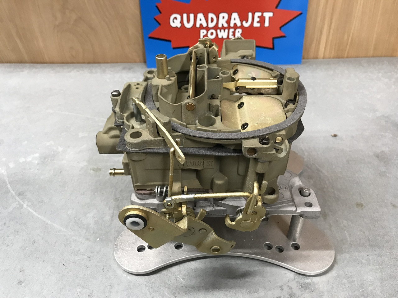 Chevrolet 1967 327  Quadrajet  7037212