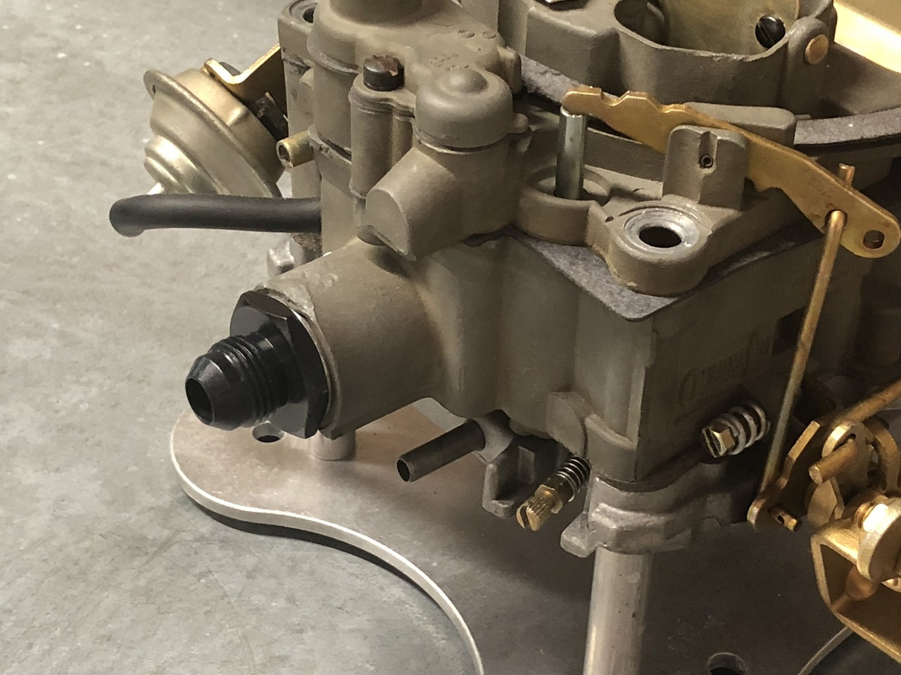 Quadrajet Inlet late style 120 threads with 8 fitting Quadrajet