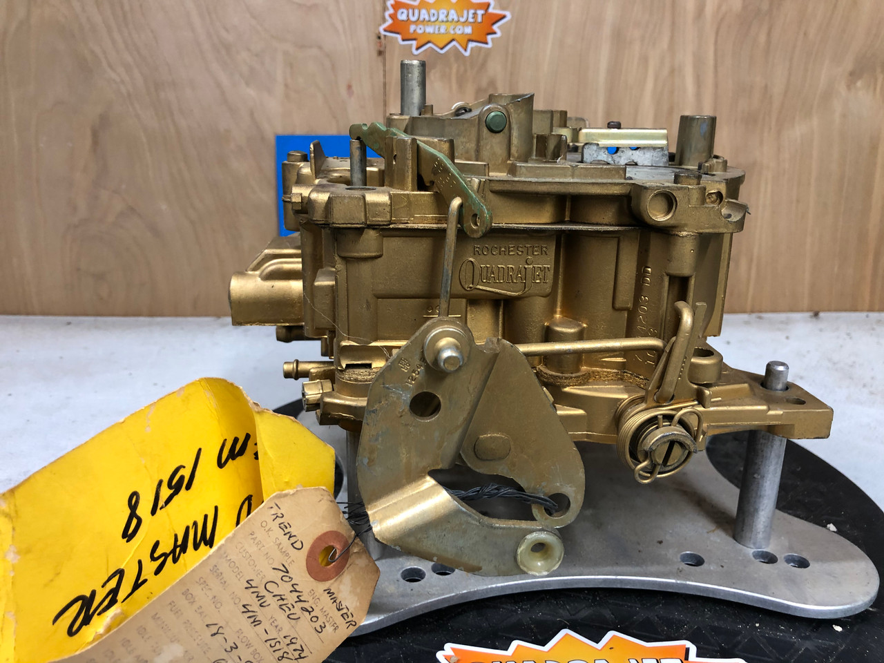 Chevrolet 1974 350 4 speed 7044203 ENGINEERING MASTER - Quadrajet