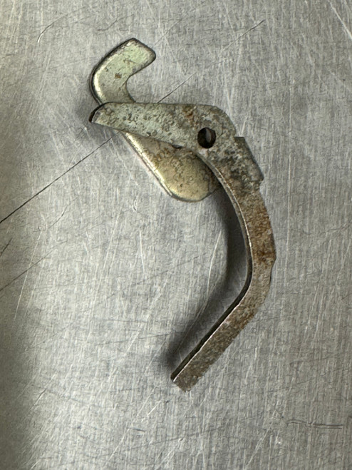 Secondary lock out, early style 37361